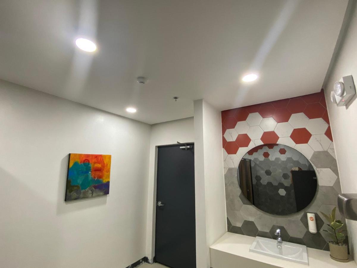Go Hotels Plus Tuguegarao מראה חיצוני תמונה
